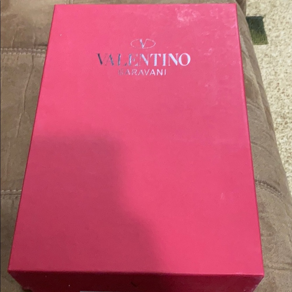 Rockstud Pointed Toe Pump